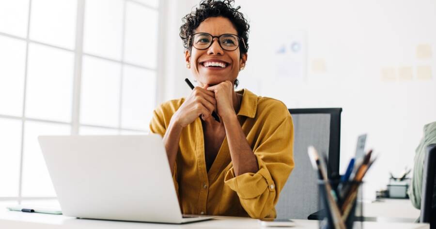 The Midday Reset: How to Recharge Your Mind Without Caffeine