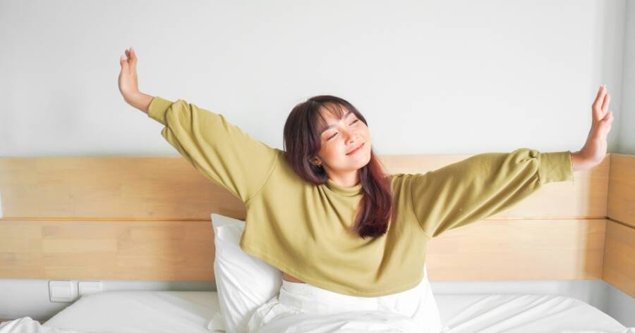 Morning Moves: Easy Stretches to Wake Up Your Body and Mind