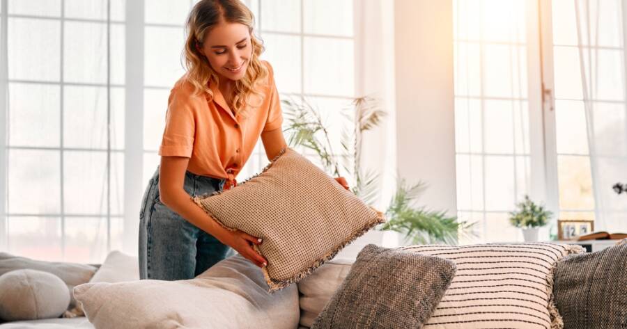 The 1-Minute Rule: The Tiny Habit That Keeps Your Home in Shape