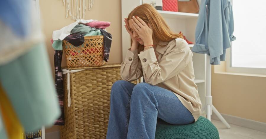 How Clutter Affects Your Mind (and How to Finally Clear It)